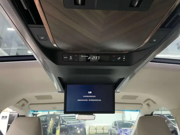 Lexus LM 2023 Model 500h DIRECT4 VI seat Respect Edition – фото 10