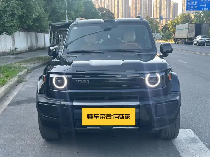 iCAR V27 2026 Model 200km 4WD Falcon700