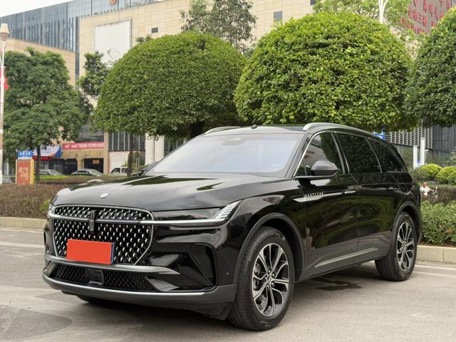 Nautilus Раздел 2023 2.0T 4WD Exclusive Edition
