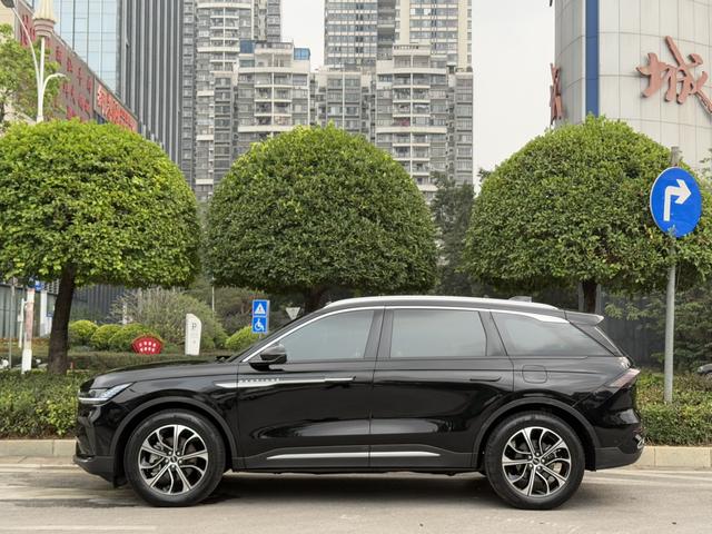 Nautilus Раздел 2023 2.0T 4WD Exclusive Edition – фото 8