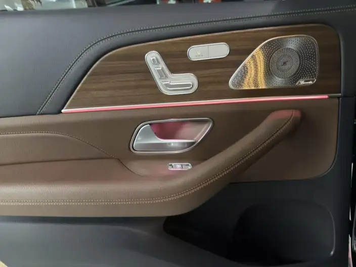 Mercedes-Benz GLS 2024 Model 3.0T Automatic 4WD 7 seat Parallel Imported – фото 9