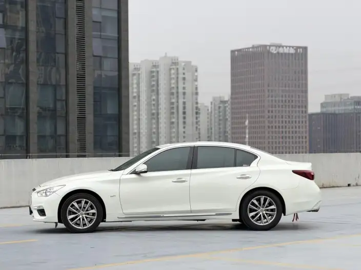 Infiniti Q50L 2021 Model 2.0T Comfort Edition – фото 3