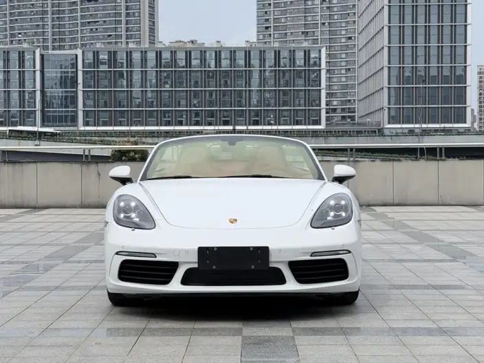 Porsche 718 2023 Model Boxster 2.0T