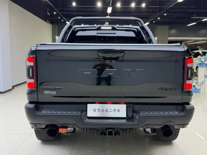 RAM Trucks 2023 Model 6.2T Automatic 4WD 5 seat Parallel Imported – фото 5