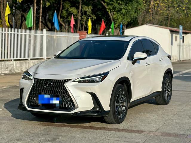 Lexus NX 2022 260 Front-Drive Genesis Edition – фото 1