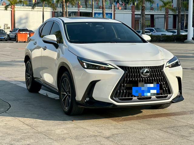 Lexus NX 2022 260 Front-Drive Genesis Edition – фото 3