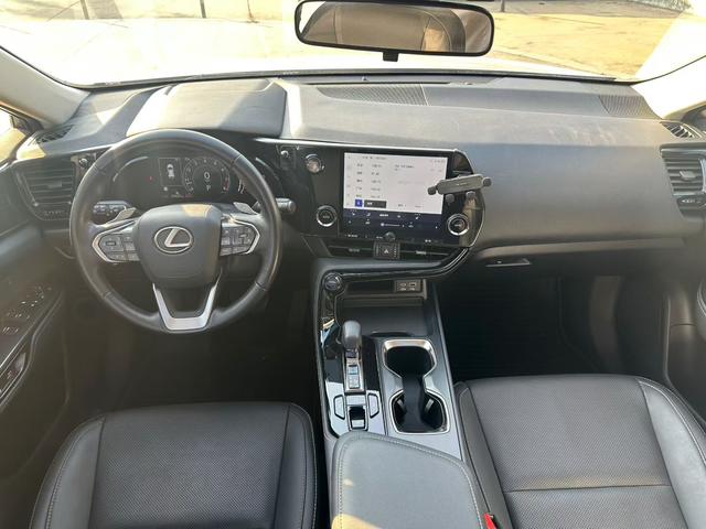 Lexus NX 2022 260 Front-Drive Genesis Edition – фото 8
