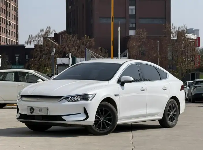 Qin Plus EV 2025 Model 510KM Travel Edition – фото 1
