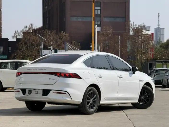 Qin Plus EV 2025 Model 510KM Travel Edition – фото 7