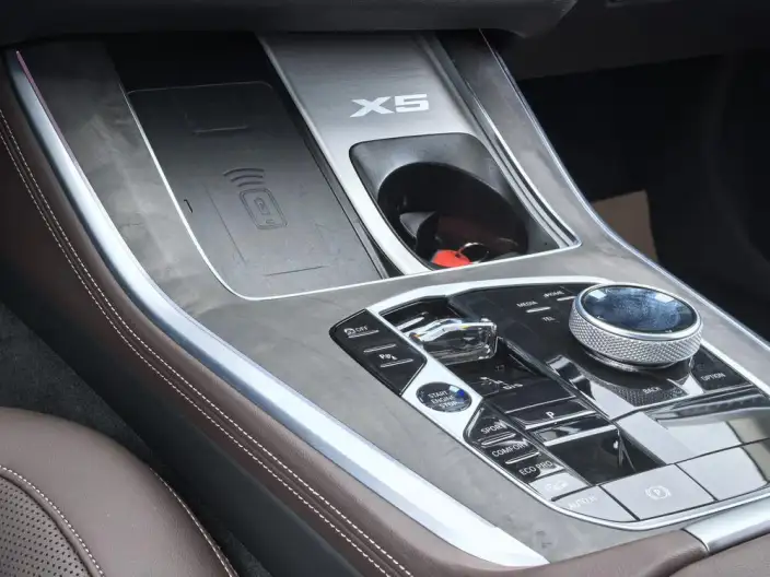 BMW X5 2025 Model xDrive30Li Exclusive Model M Sports Night Set – фото 10