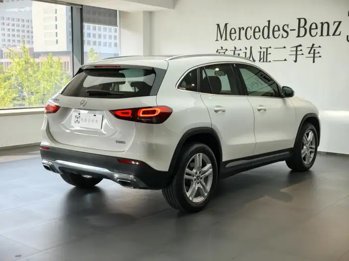 Mercedes-Benz GLA 2023 Model GLA 200 – фото 5