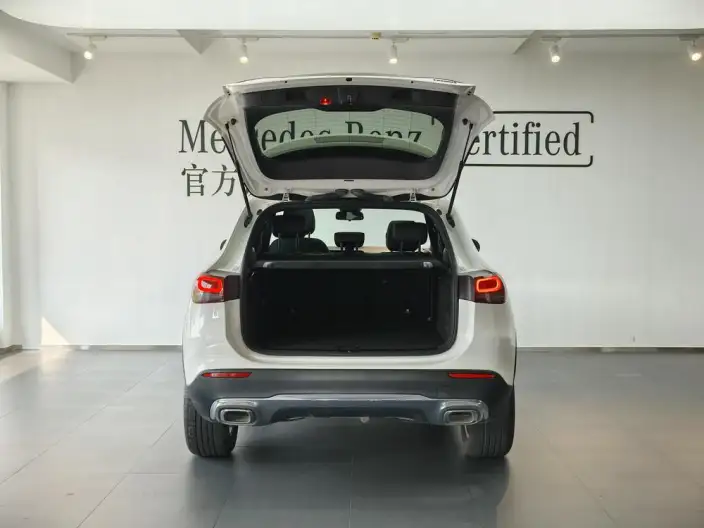 Mercedes-Benz GLA 2023 Model GLA 200 – фото 7