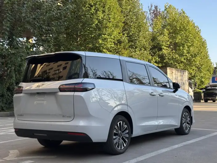 Xingguang 730 EV 2025 Model 500km Luxury Model – фото 6