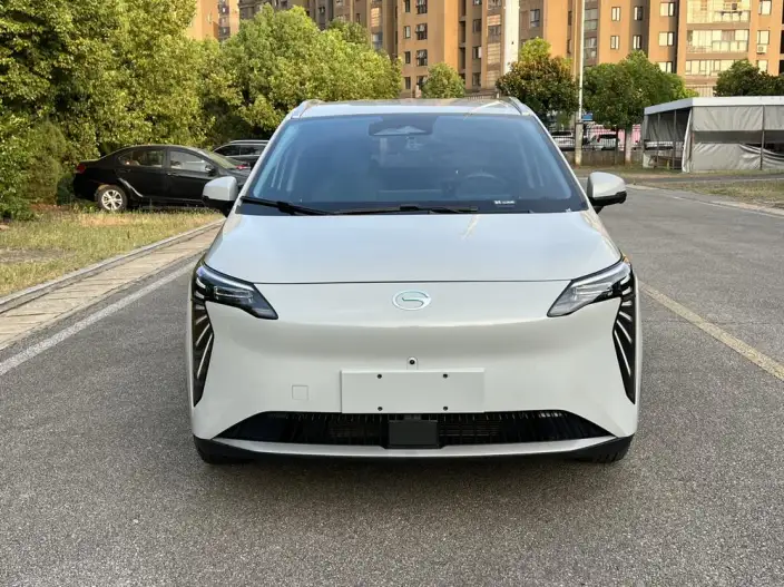 AION Y 2025 Model Plus 510 Smart Luxury Edition