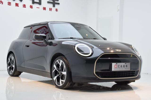 Electric MINI COOPER 2024 COOPER SE Artist – фото 3