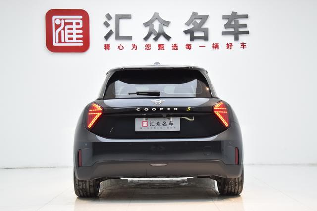 Electric MINI COOPER 2024 COOPER SE Artist – фото 22
