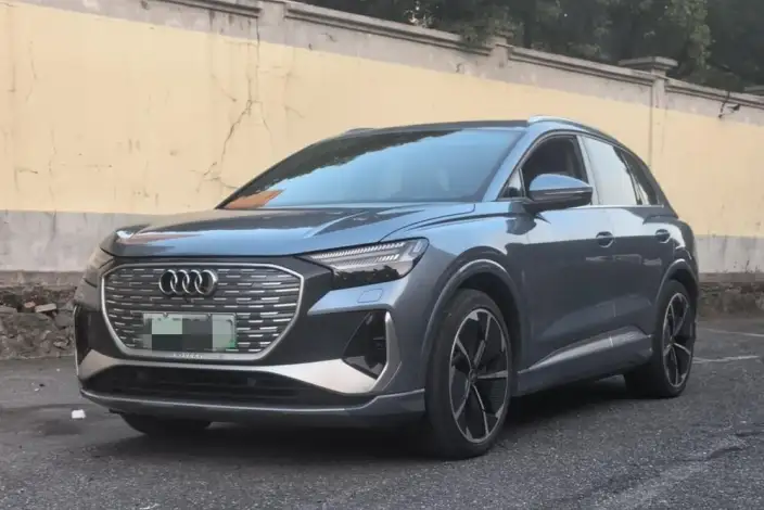 Audi Q4 e-tron 2023 Model 50 e-tron quattro Creative Edition