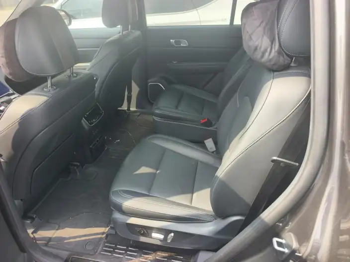 Li Auto ONE 2021 Model Extended Range 6 seat Edition – фото 9