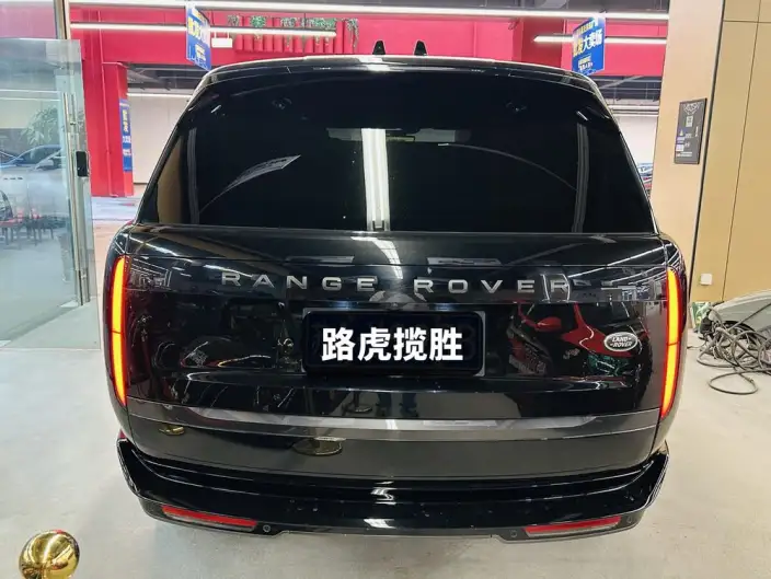 Range Rover 2025 Model 3.0 L6 400PS Shengshi Extended Edition