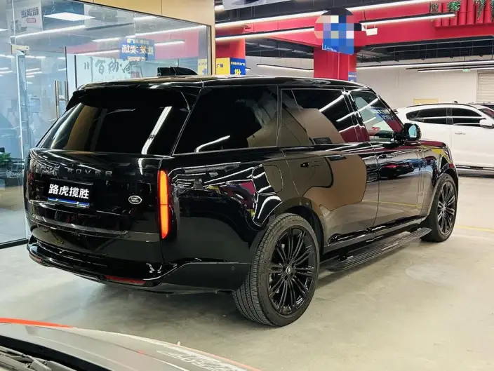 Range Rover 2025 Model 3.0 L6 400PS Shengshi Extended Edition – фото 5