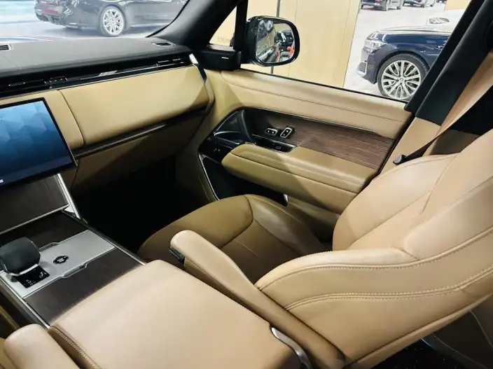 Range Rover 2025 Model 3.0 L6 400PS Shengshi Extended Edition – фото 7