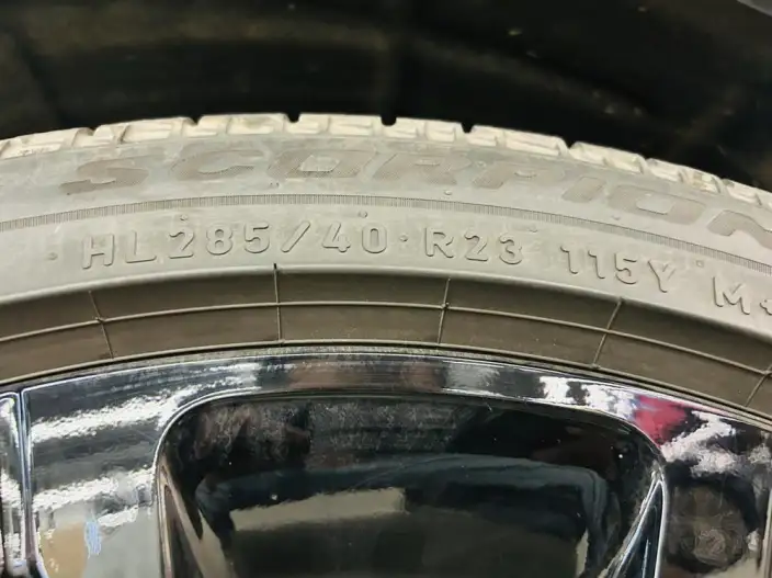 Range Rover 2025 Model 3.0 L6 400PS Shengshi Extended Edition – фото 9