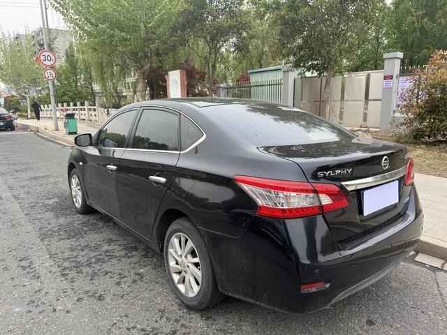 Nissan Sylphy 2014 1.6XV CVT Premium – фото 3