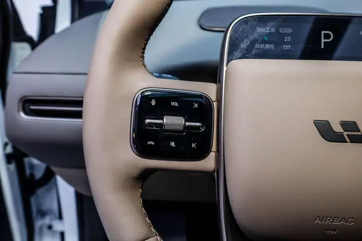 Li Auto i6 2025 Model 2WD Standard Edition – фото 8