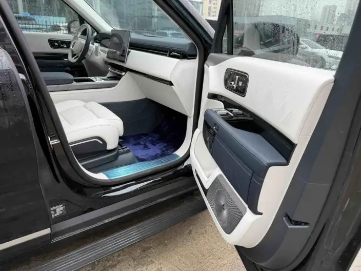 ZEEKR 9X 2025 Model Ultra Edition 70kWh VI seat – фото 7