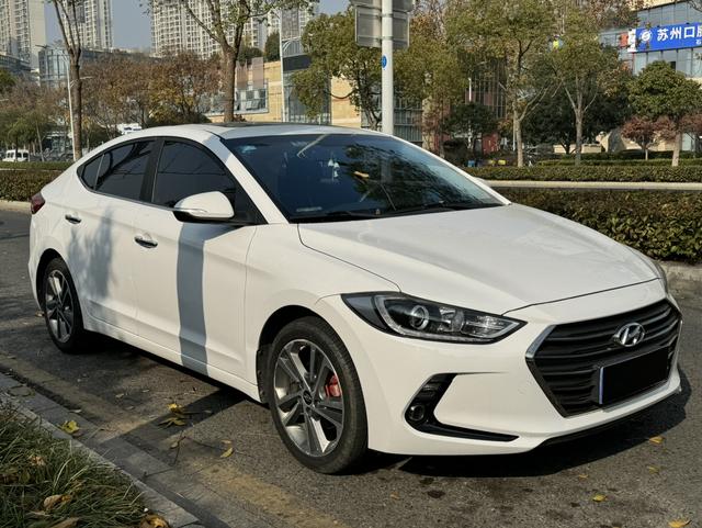 Hyundai Elantra AD 2016 1.6L Automatic Smart Elite – фото 3