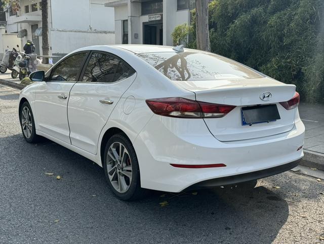 Hyundai Elantra AD 2016 1.6L Automatic Smart Elite – фото 6
