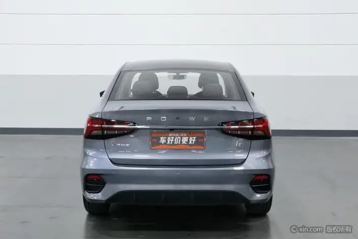 Roewe i5 2021 Model 1.5L Manual Platinum edition – фото 3