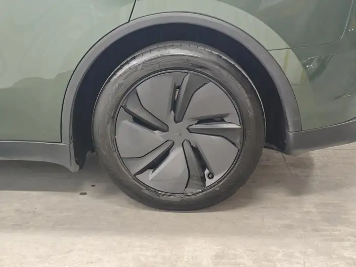 Model Y 2025 Model Rear-wheel drive version – фото 9
