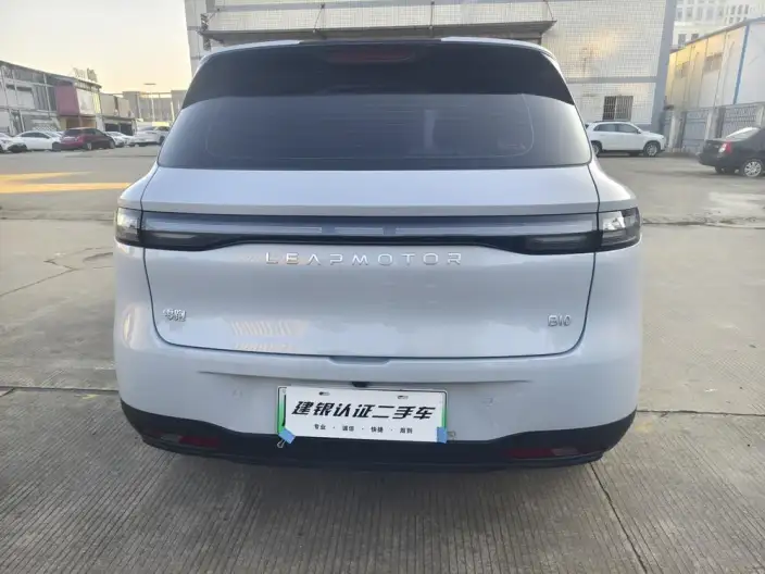Leapmotor B10 2025 Model 510 Yuexiang Edition – фото 6