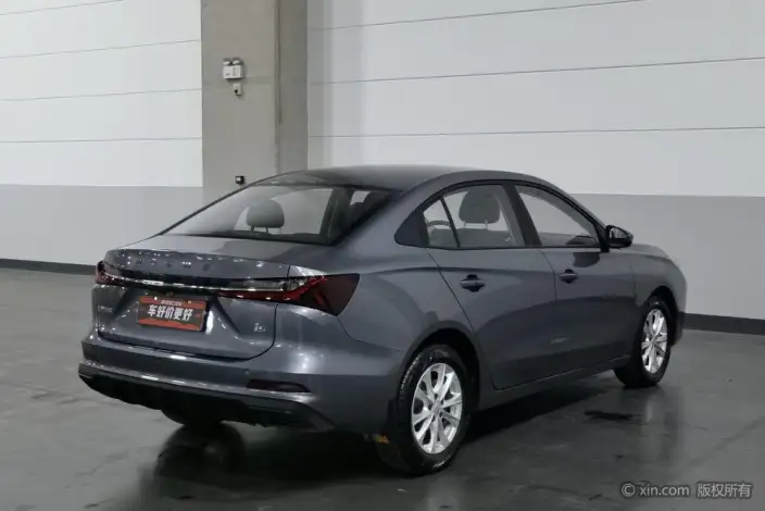 Roewe i5 2023 Model 1.5L Manual Comfort Edition