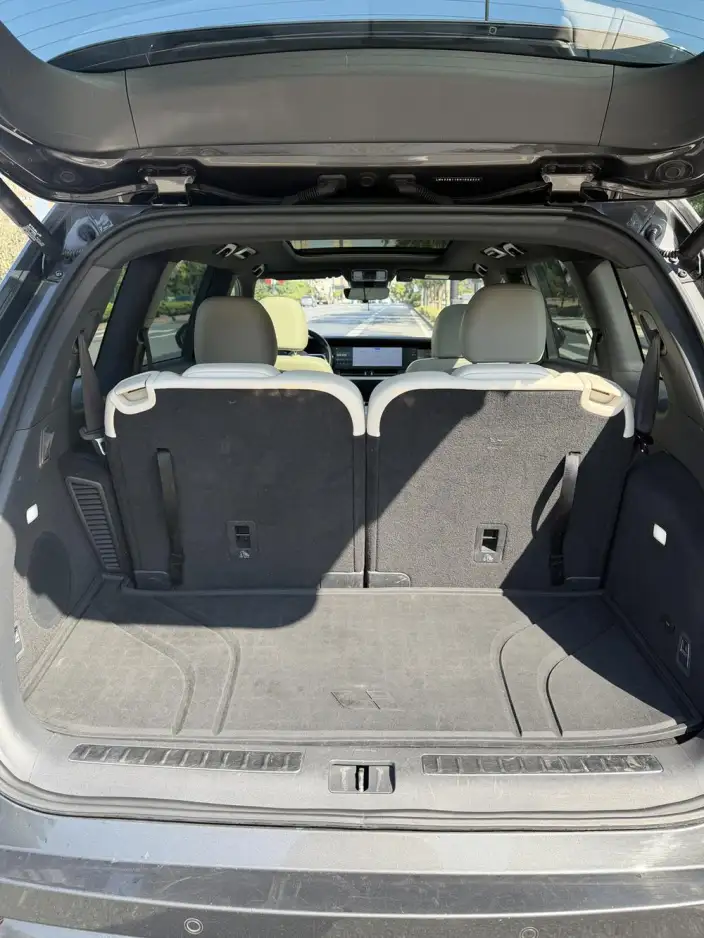 Li Auto ONE 2021 Model Extended Range 6 seat Edition – фото 8