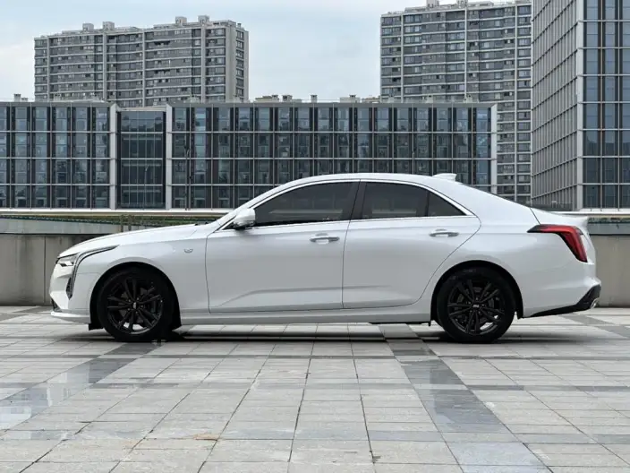 Cadillac CT4 2023 Model 28T Luxury Model