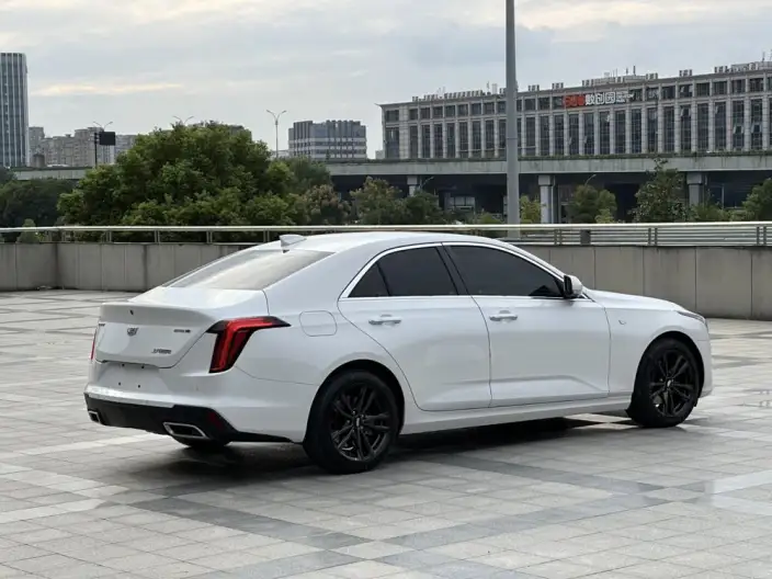 Cadillac CT4 2023 Model 28T Luxury Model – фото 7