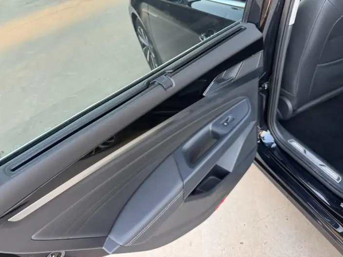 Volkswagen Passat 2023 Model 330TSI Deluxe Edition – фото 8