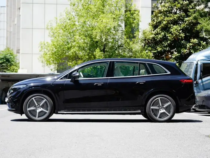 Mercedes-Benz EQS SUV 2025 Model EQS 500 4MATIC