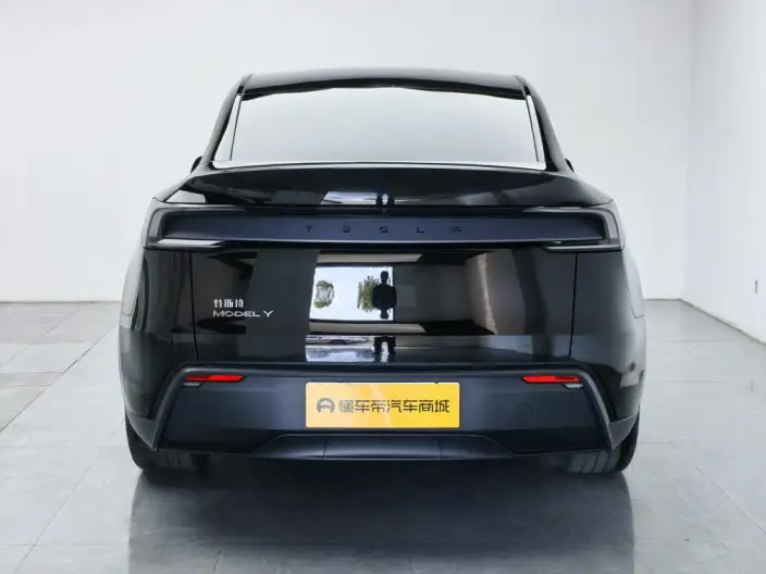 Model Y 2026 Model Rear-wheel drive version – фото 6
