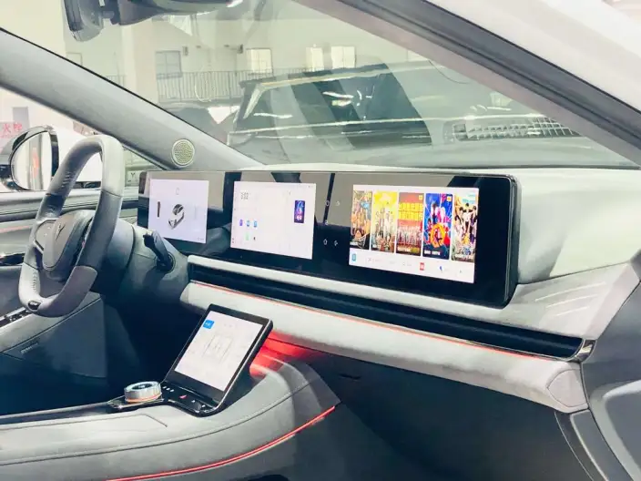 Voyah Pursuit EV 2023 Model 580km Standard Edition – фото 8