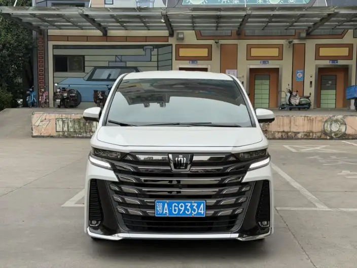 Vellfire 2024 Model 2.5L Automatic 4WD 7 seat Parallel Imported