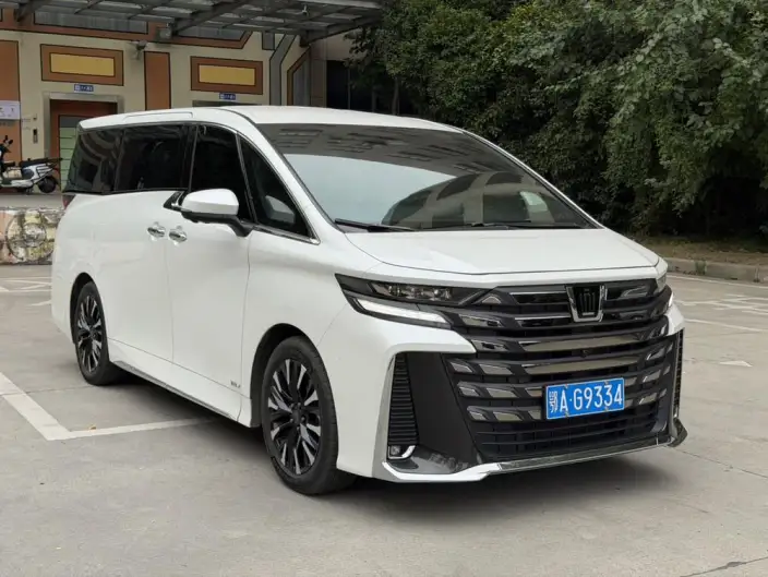 Vellfire 2024 Model 2.5L Automatic 4WD 7 seat Parallel Imported
