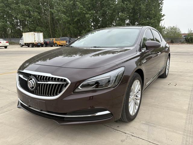 Buick LaCrosse Модель 2018 года 28T Avenir – фото 1