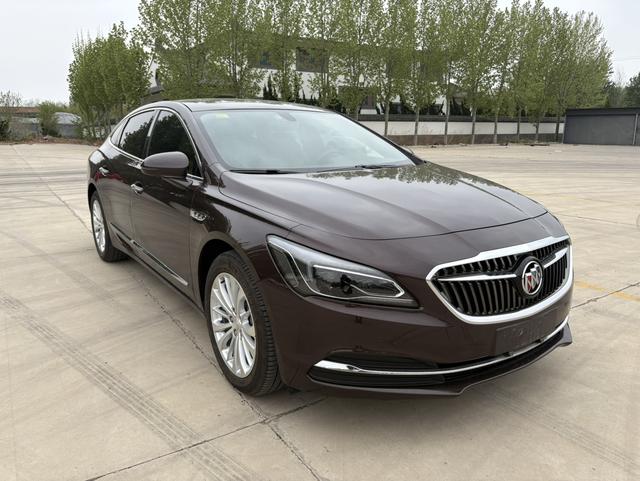 Buick LaCrosse Модель 2018 года 28T Avenir – фото 3