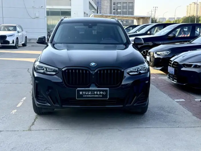 BMW X3 2023 Model xDrive30i Leading Model M Night Set – фото 2