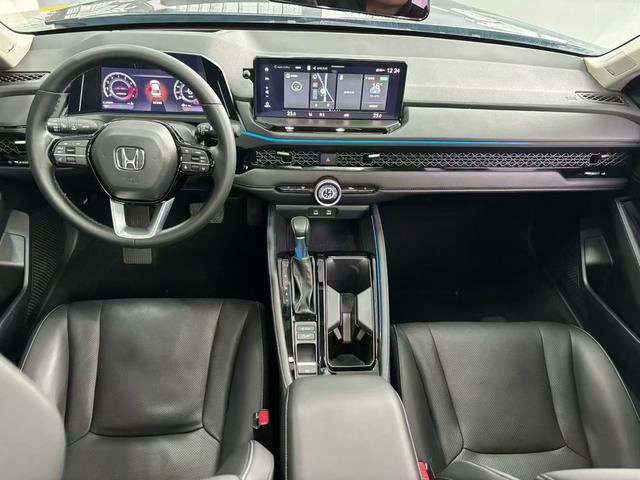 Honda Accord Раздел 2023 Rapid ·T движение 260TURBO Superior Edition – фото 5