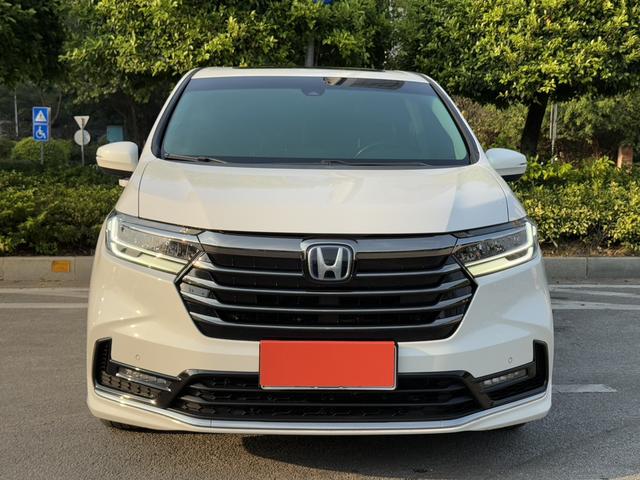 Honda Odyssey 2022 2.0L e:HEV Radiant Enjoy – фото 2
