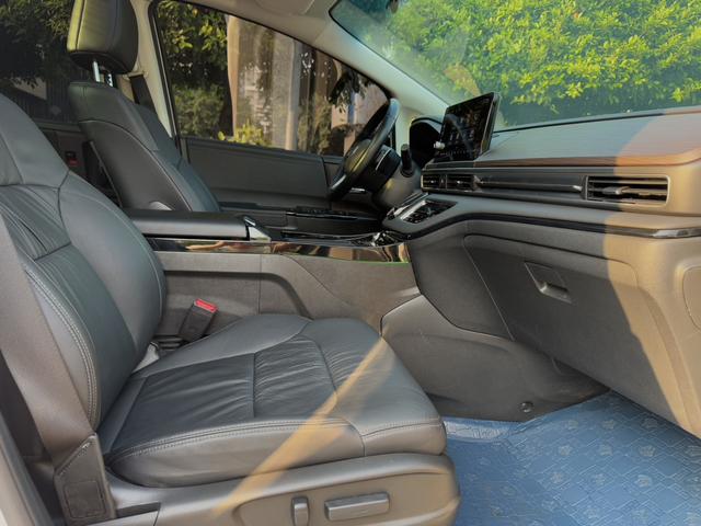 Honda Odyssey 2022 2.0L e:HEV Radiant Enjoy – фото 14